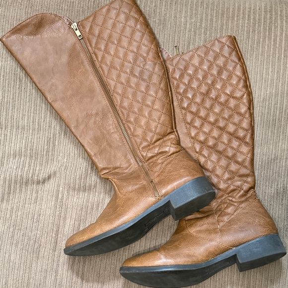 dexflex comfort Shoes - Dexflex Comfort Brown Quilted Over the Knee Boots